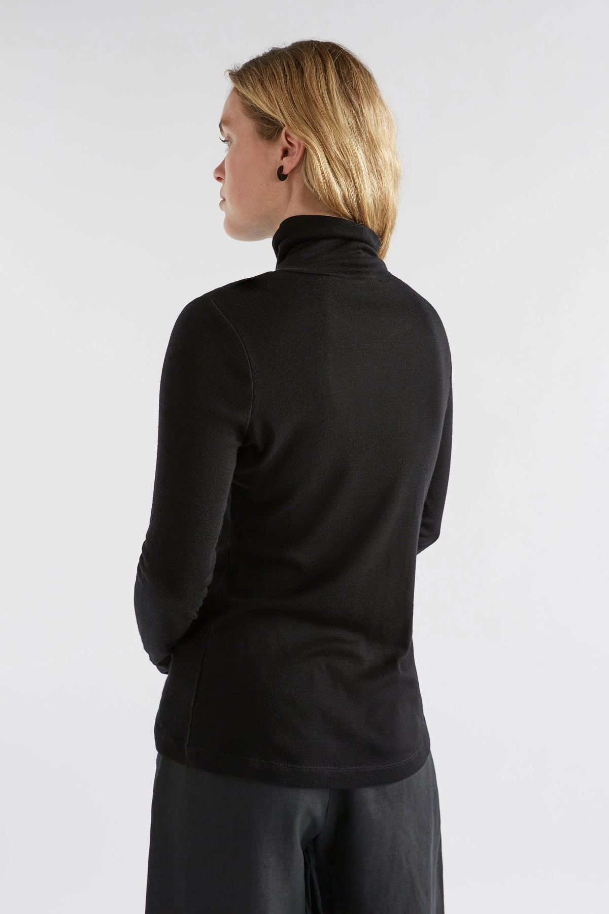 ELK | Merino Long Sleeve Skivvy - Black