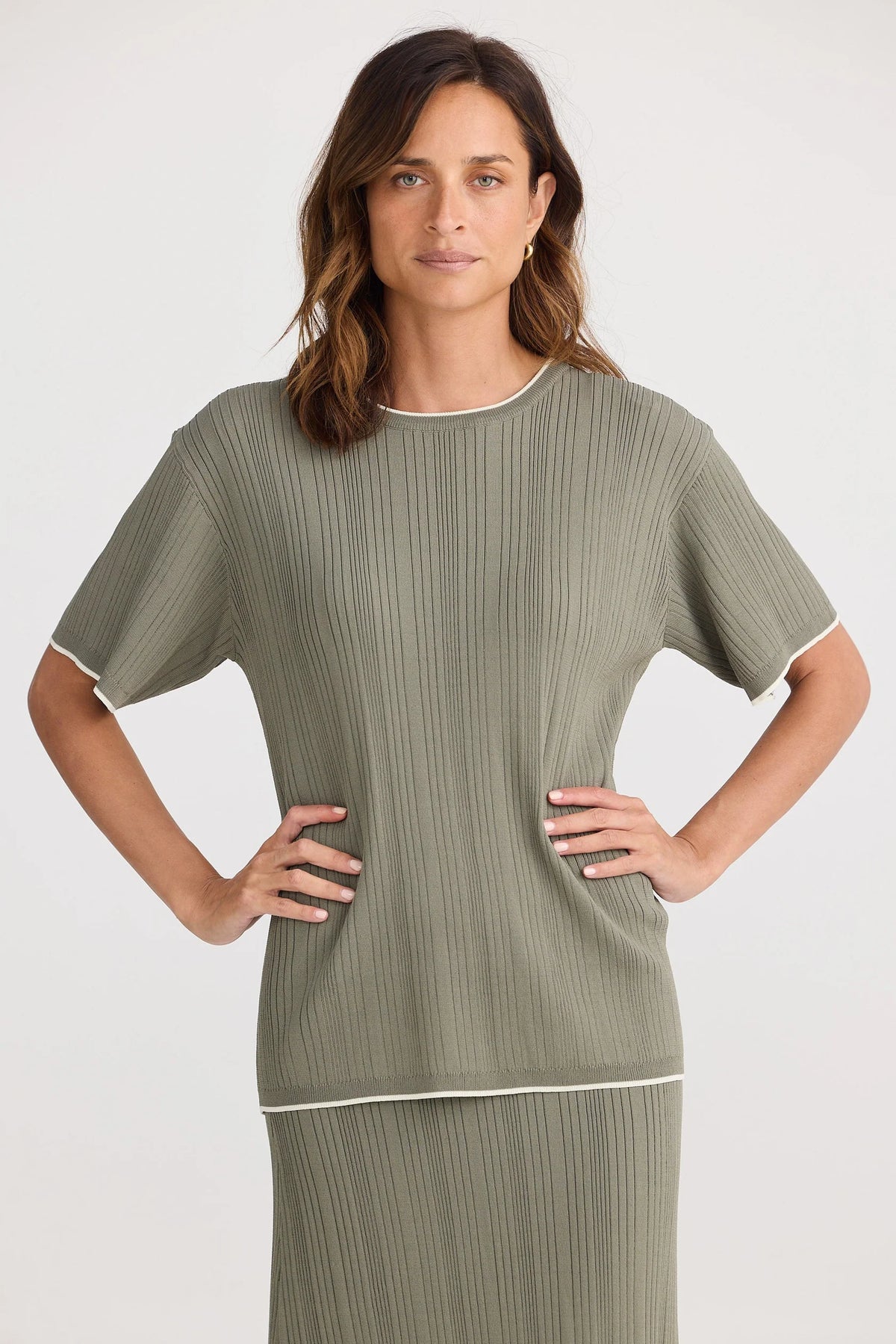 Holiday | Attic Tee - Moss