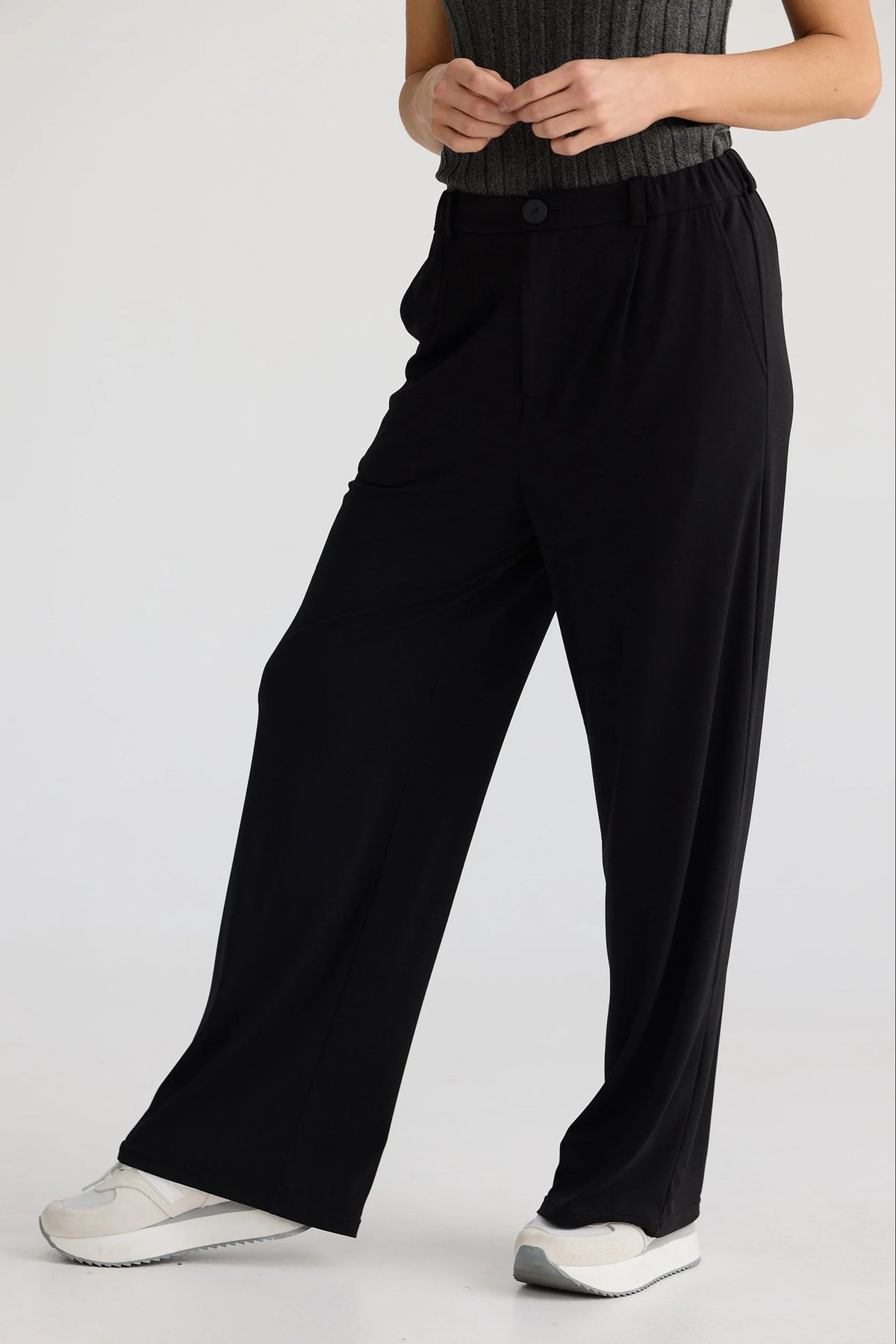 Home Love | On The Run Pant - Black