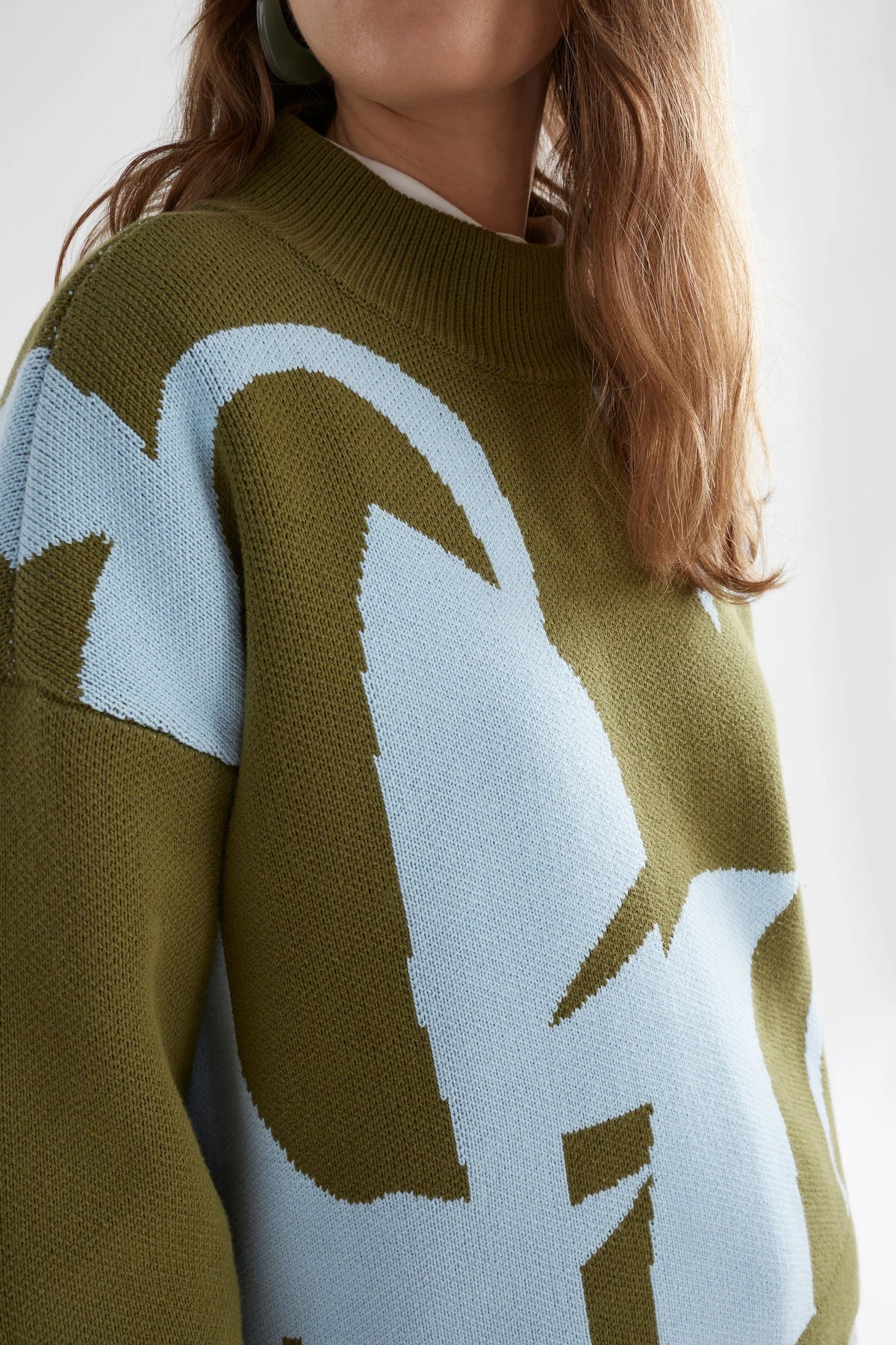 ELK | Leben Sweater - Washer Blue / Artichoke