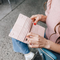 Dusky Robin | Mila Purse