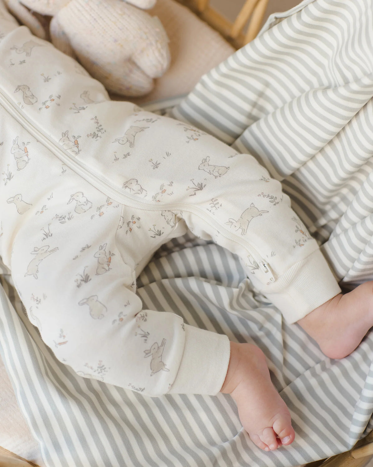 Quincy Mae | Zip Longsleeve Sleeper - Bunnies