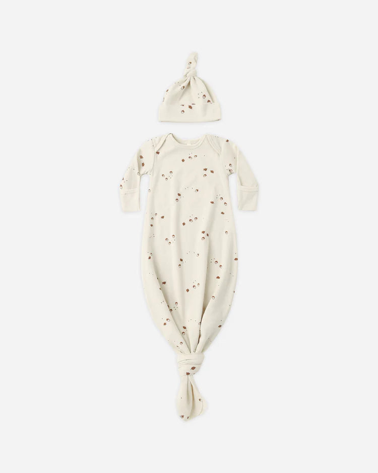 Quincy Mae | Knotted Baby Gown + Hat Set || Acorns