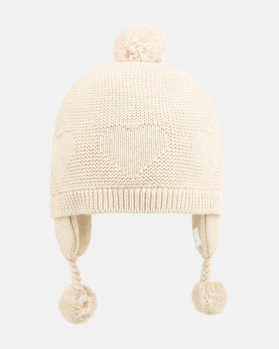 Toshi | Earmuff Heart Feather