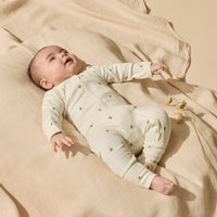 Wilson + Frenchy | Bee Mine Organic Zipsuit With Feet
