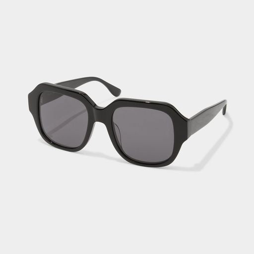 Assembly Label - Frame 16 Oversized Sunglasses Black