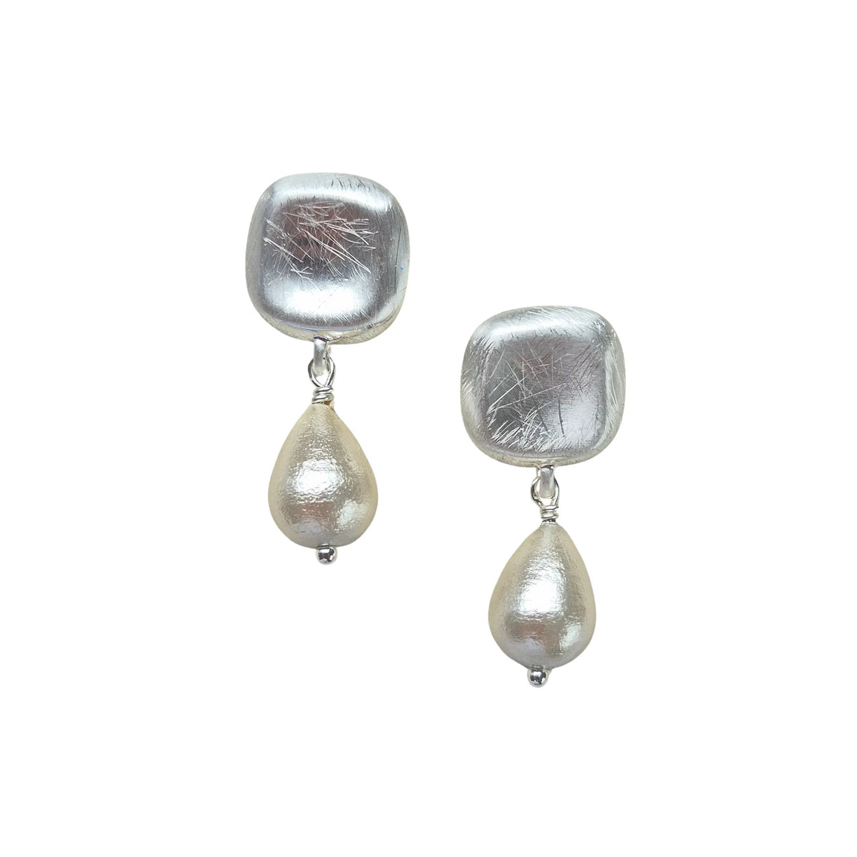 Zoda | Silver Natural Pearl Earrings