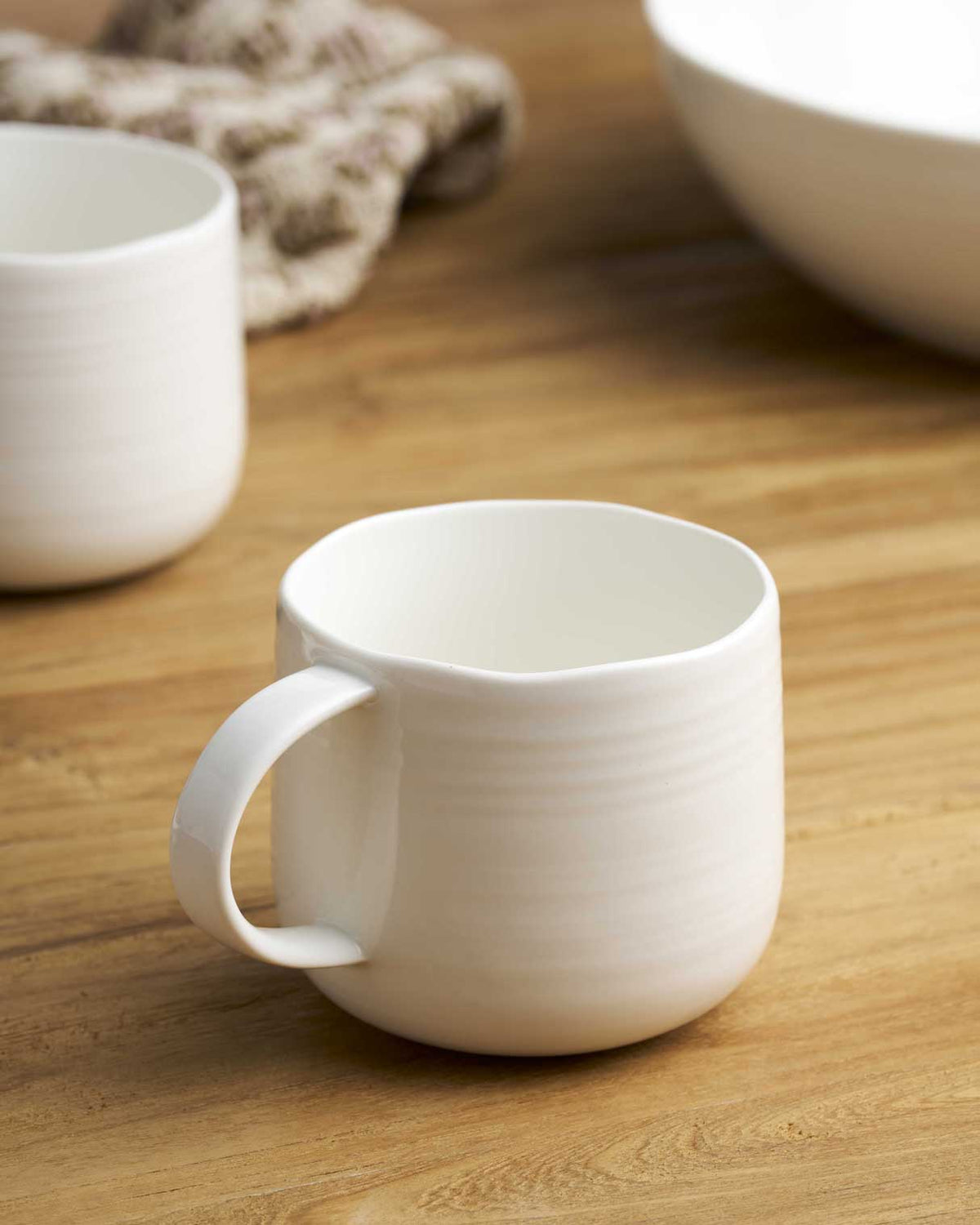 Robert Gordon | Set of 4 Mugs / At Home