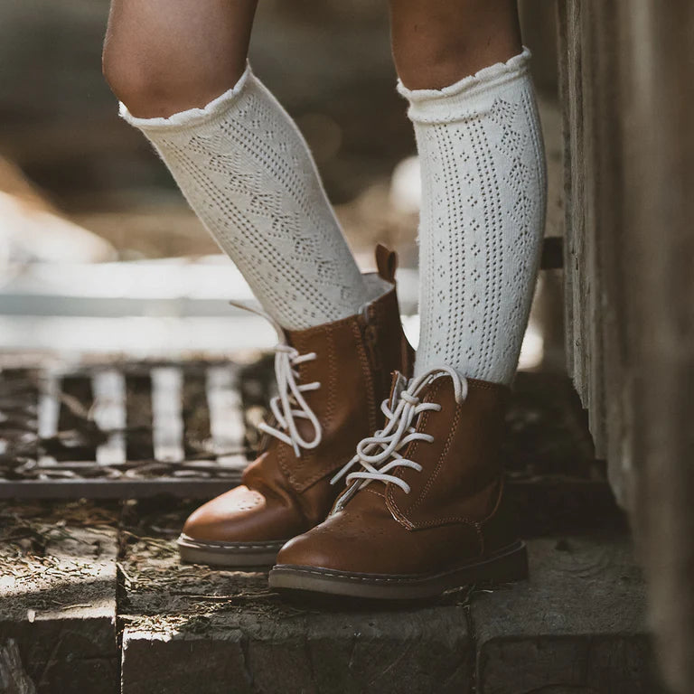 Minihaha | Almond Pointelle Knee-Highs