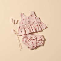 Wilson + Frenchy | Strawberry Kisses Organic Ruffle Set