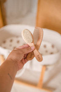 Kiin Baby - Wooden Baby Brush + Comb Set