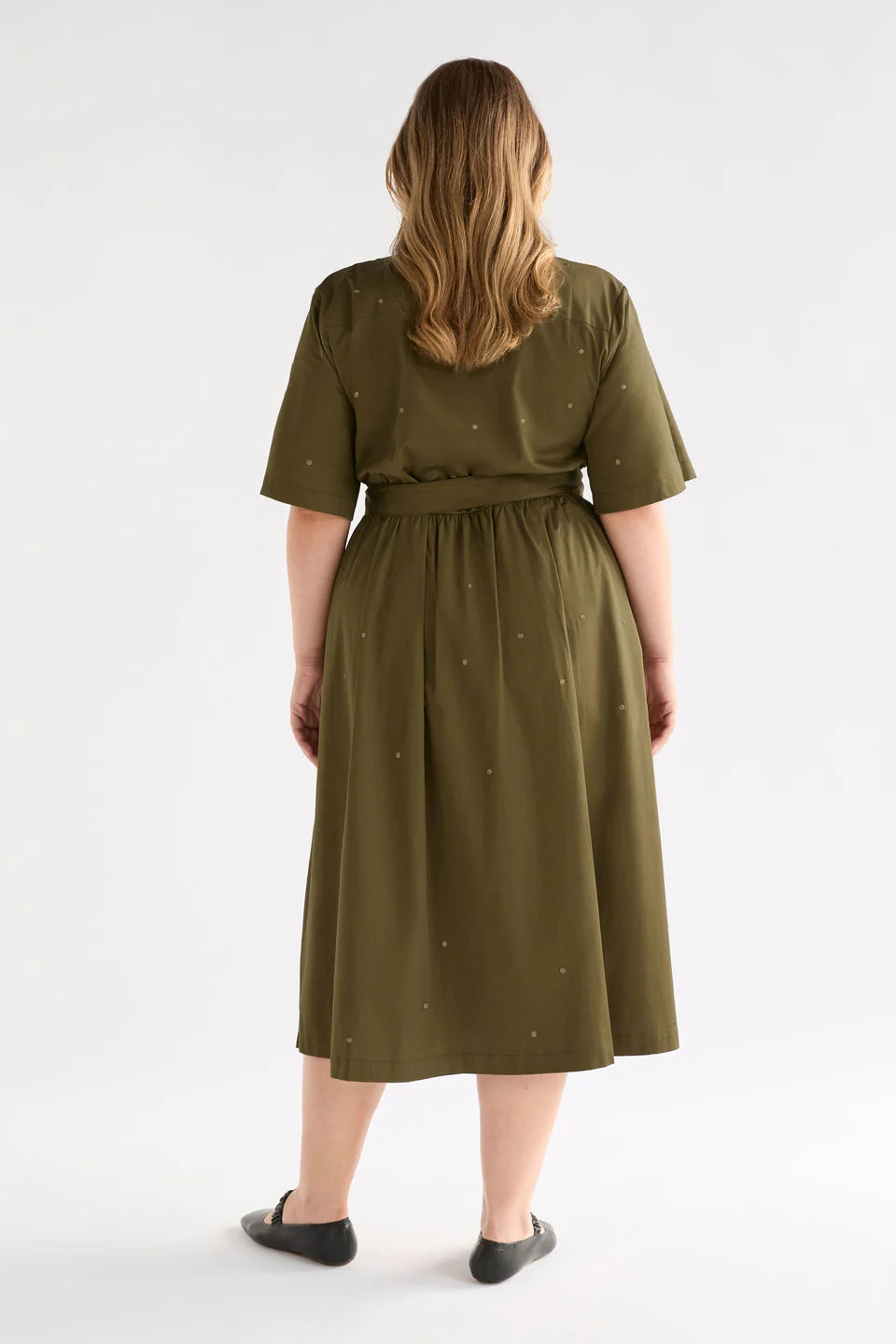 elk green dress Loving this new arrival from ELK Indi dress in Green Shutter yardage print with a peep back. Find it with this link: https://rubysix.co.nz/products/indi-dress-green-shutter-grid