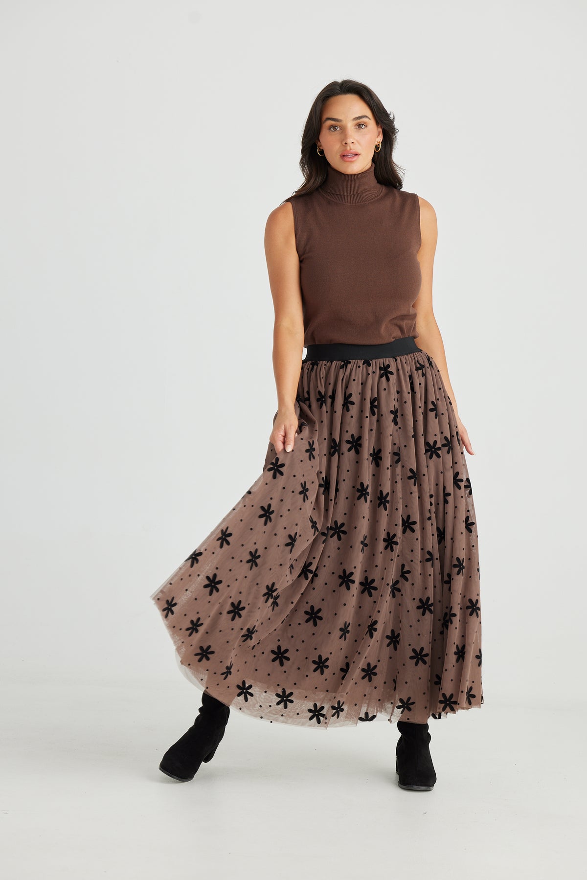 Brave + True | Carrie Skirt - Tan Floral Dot