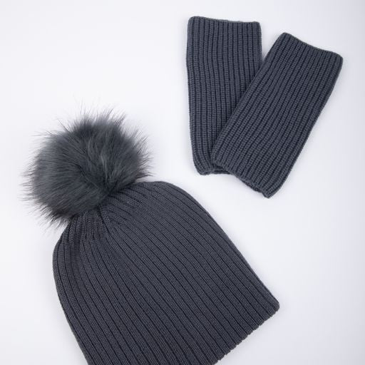 Holiday | Handwarmer & Beanie - Charcoal