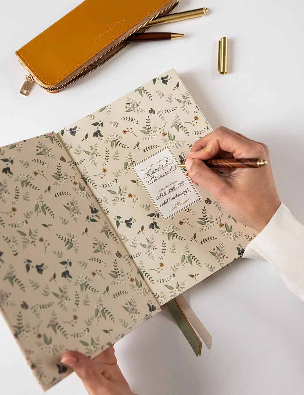 Bespoke Letterpress |  2026 Desktop Linen Bound Planner - Button Fern