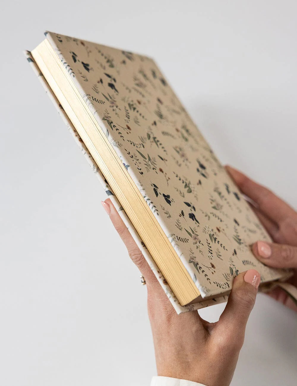 Bespoke Letterpress |  2026 Desktop Linen Bound Planner - Button Fern