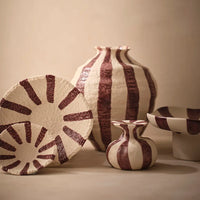 Oreio Pedestal Stand - Merlot