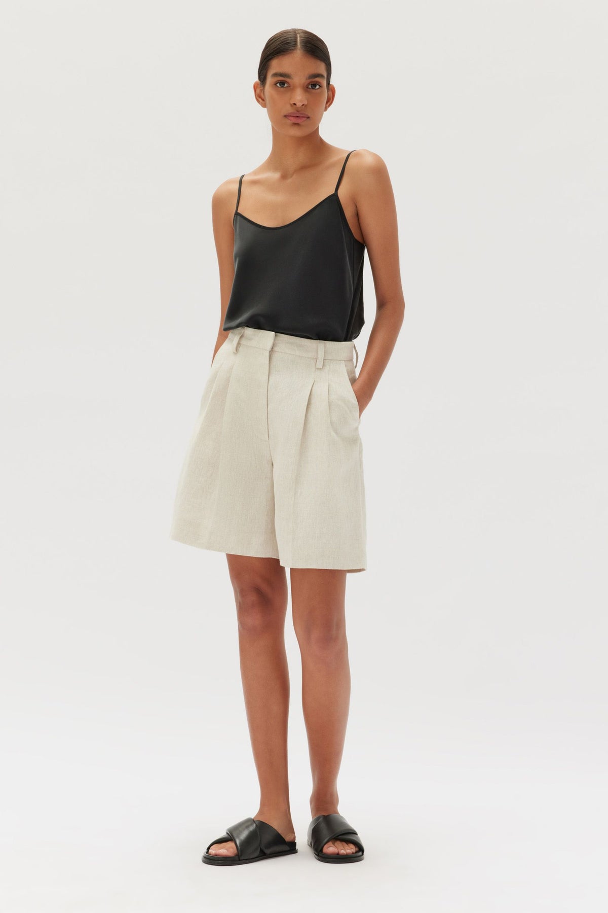 Assembly Label | Maeve Linen Shorts - Oat