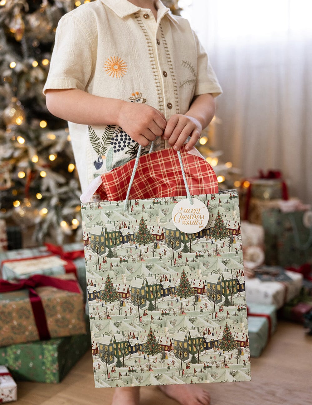 LARGE GIFT BAG - THE SNOWY VILLAGE