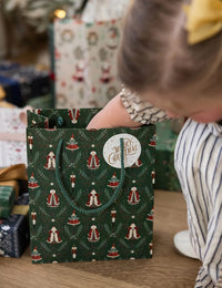 MEDIUM CHRISTMAS GIFT BAG - MR & MRS CLAUS