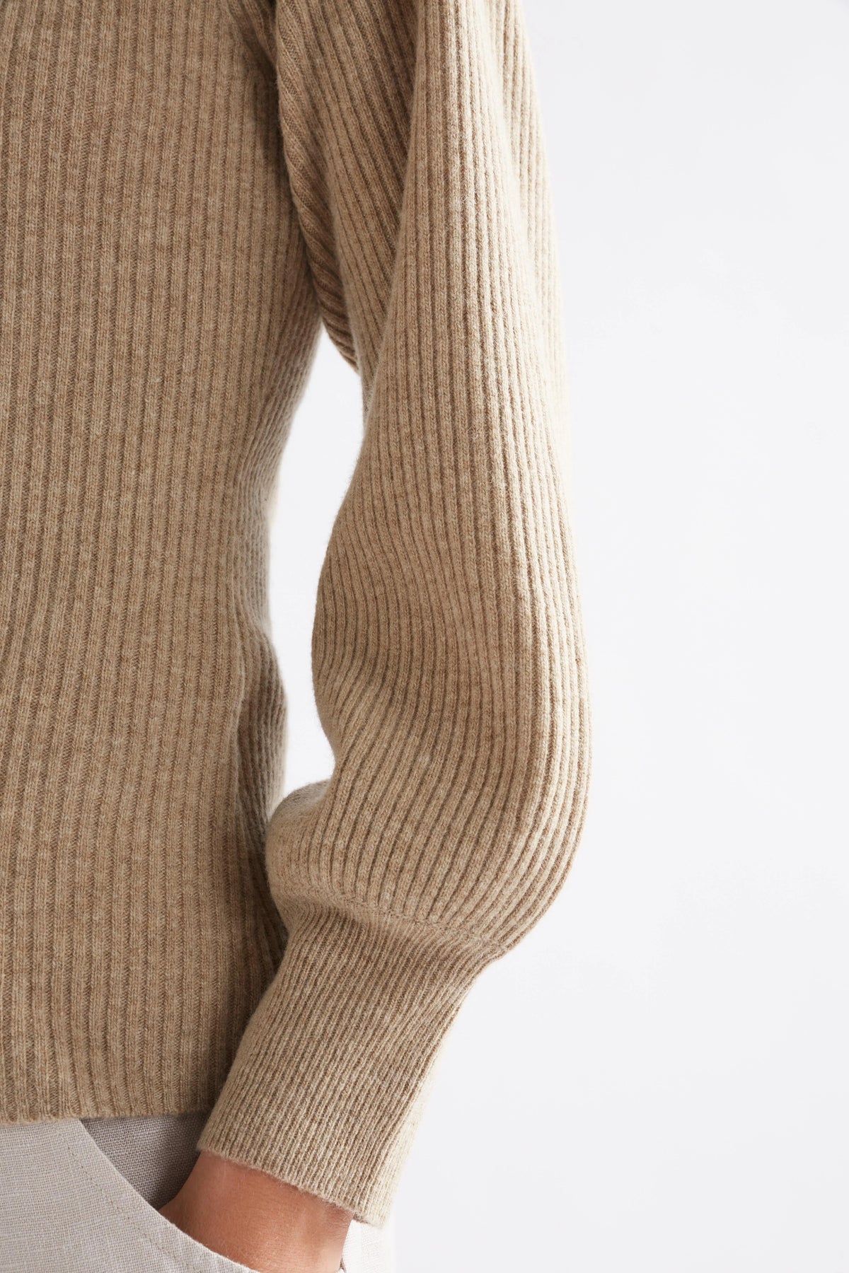 ELK | Lysa Sweater - Sand