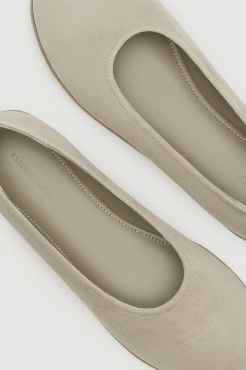 Assembly Label | Kate Suede Flat - Sand