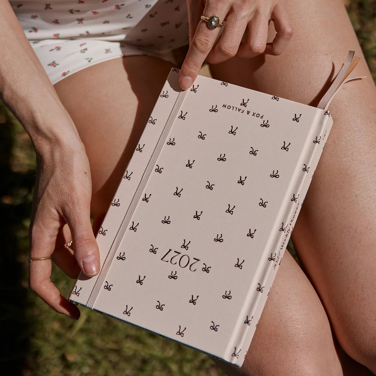 Fox & Fallow |  2027 A5 Vertical Planner - French Bows