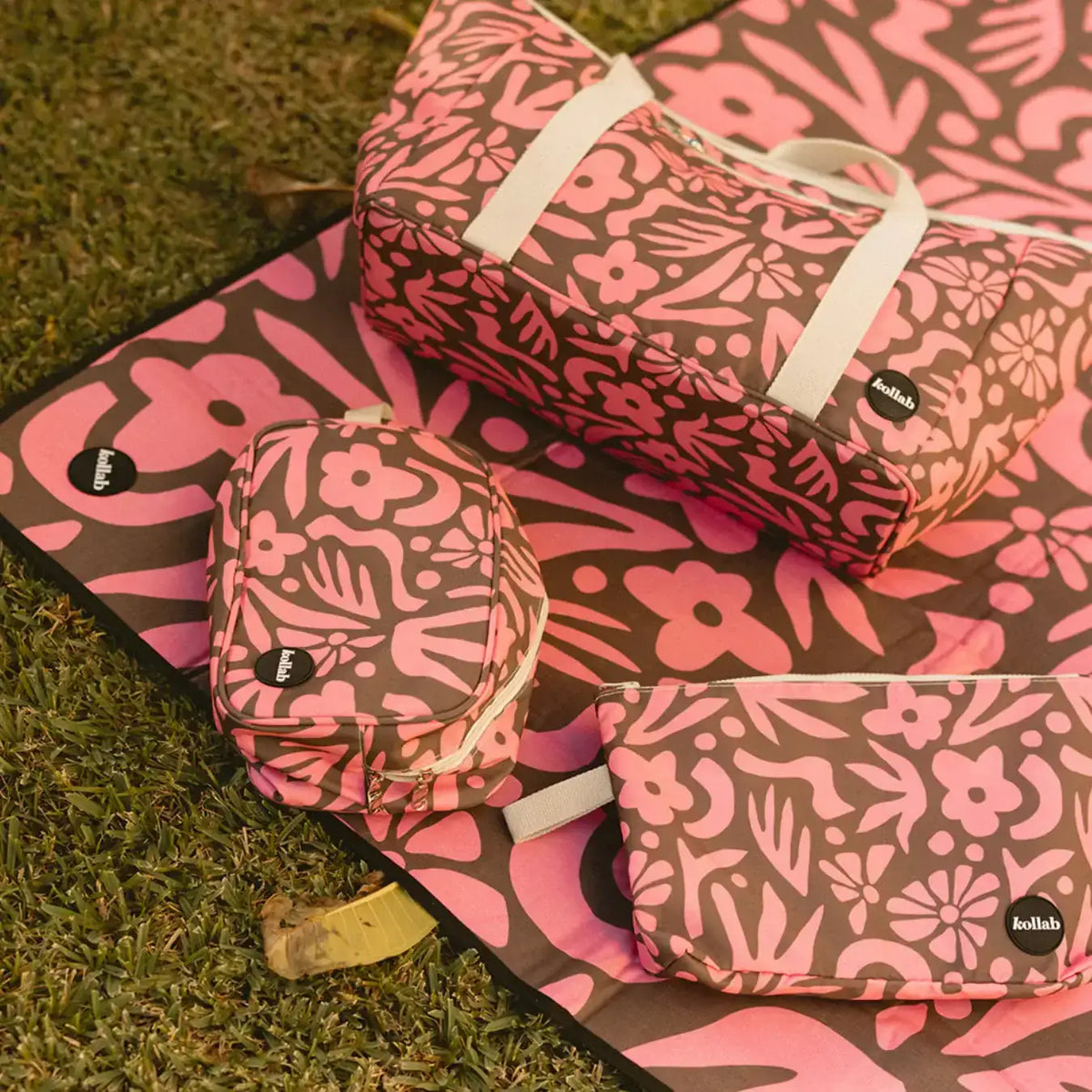Kollab | Carryall Cargo Bag - Peach Bloom