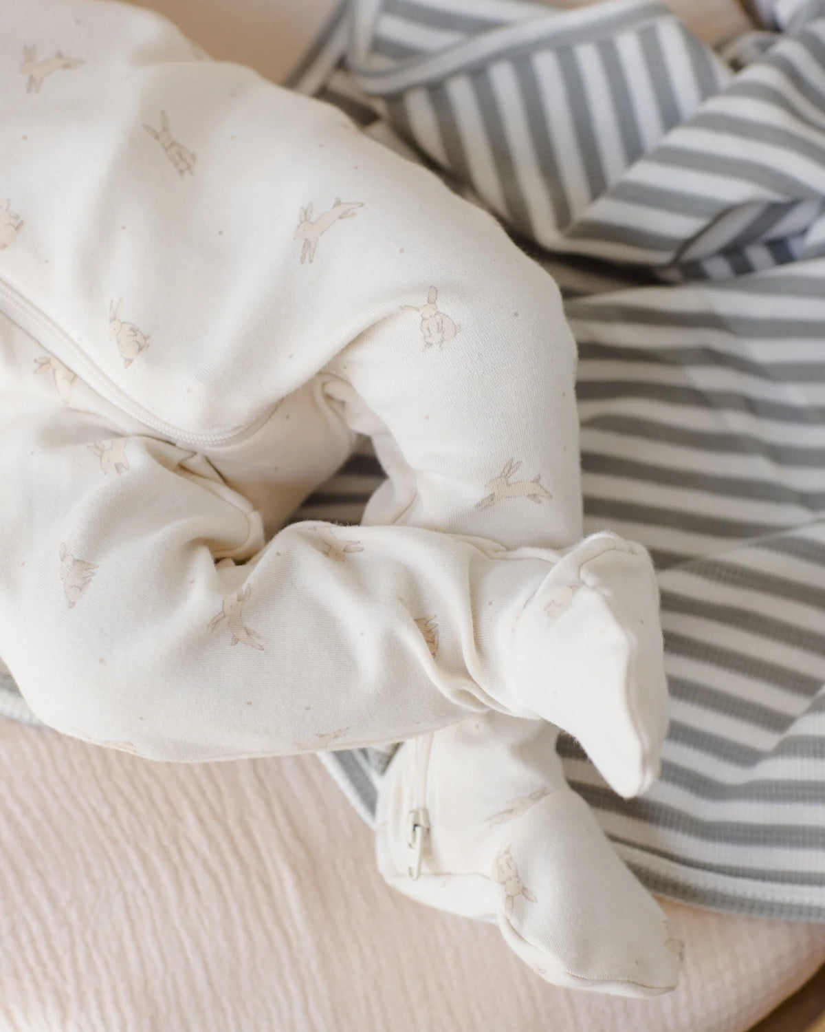 Quincy Mae | Zip Long-Sleeved Footie Sleeper - Bunnies