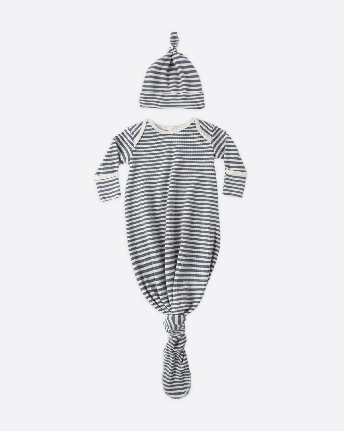 Quincy Mae | Knotted Baby Gown + Hat Set || Ocean Stripe