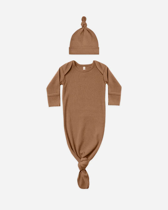 Quincy Mae | Knotted Baby Gown & Hat Set - Cinnamon