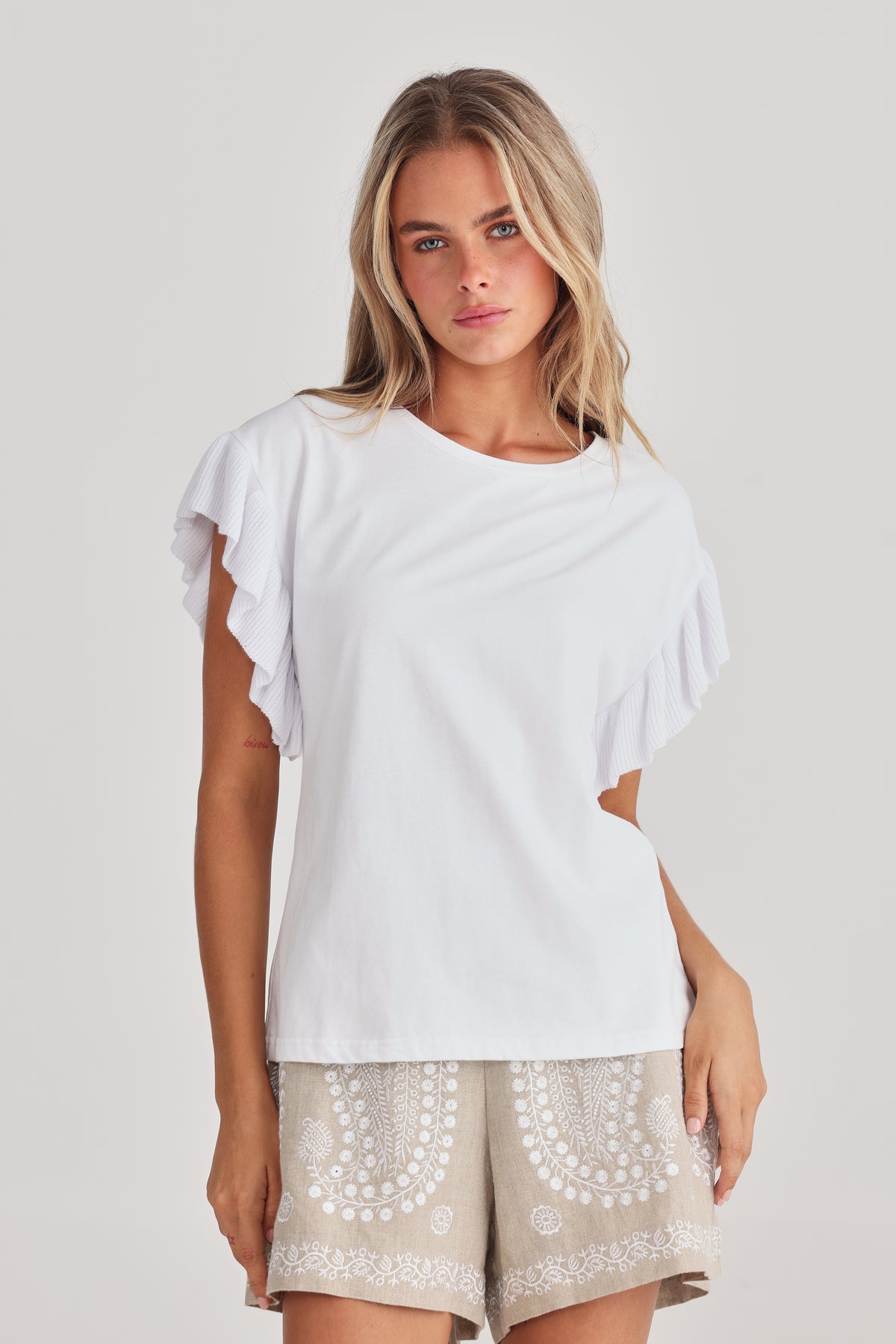 Talisman | Lili Tee - White