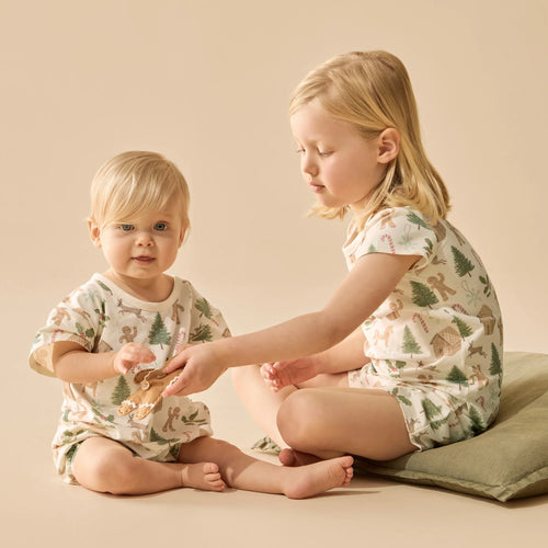 Wilson + Frenchy | Holly Jolly Magic Organic Short-Sleeved Pyjamas