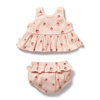 Wilson + Frenchy | Strawberry Kisses Organic Ruffle Set