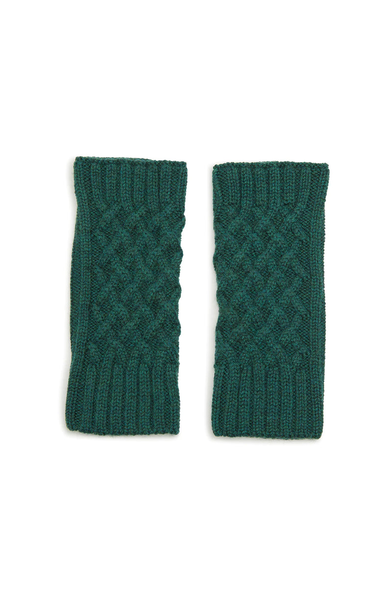 Iris & Wool | Cable Gloves Moss