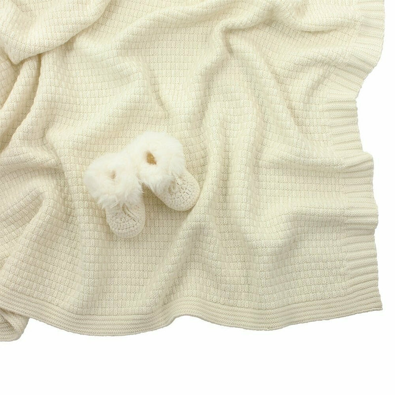 Dlux | Cuddle Soft Merino Wool Knitted Baby Blanket